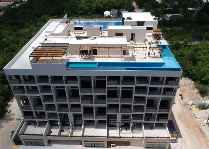 Mar Azul Ummbal Luxury Condos