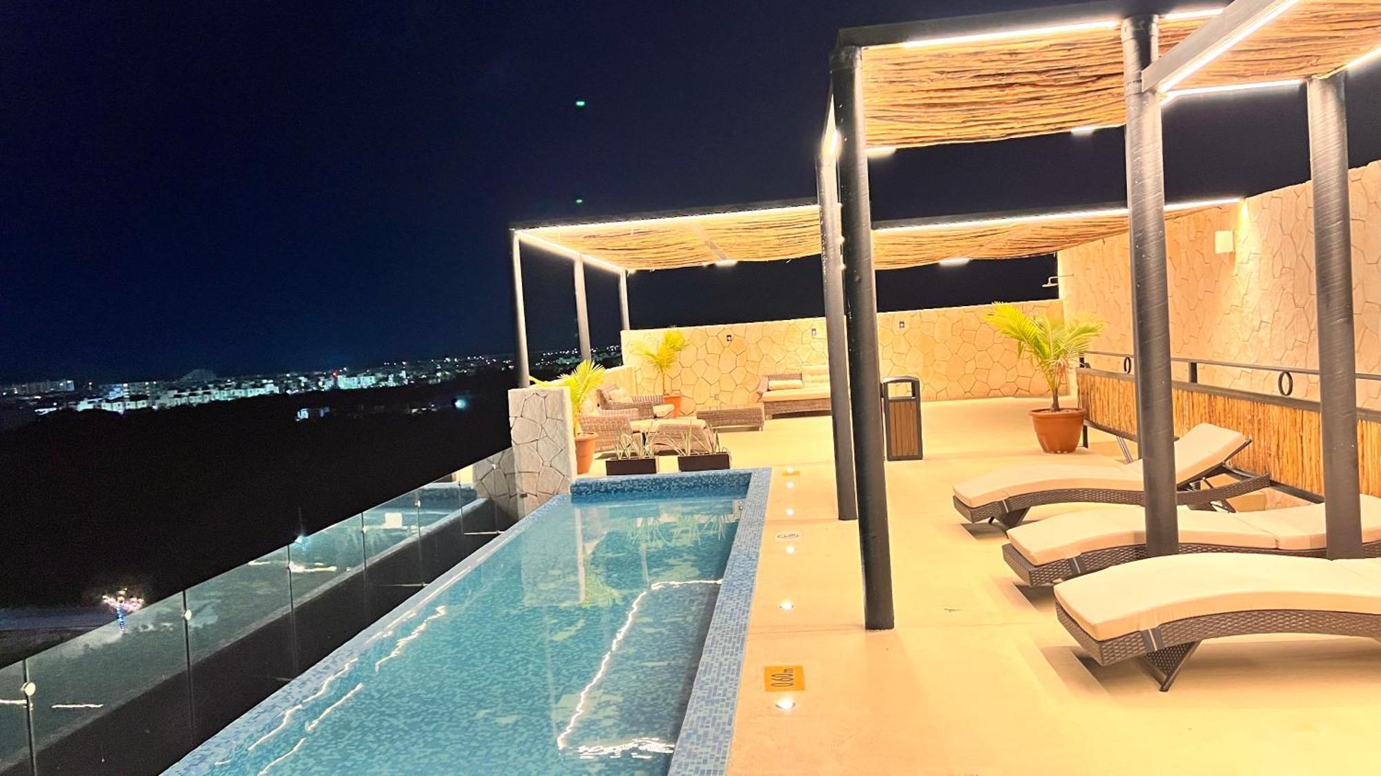 Mar Azul Ummbal Luxury Cancun